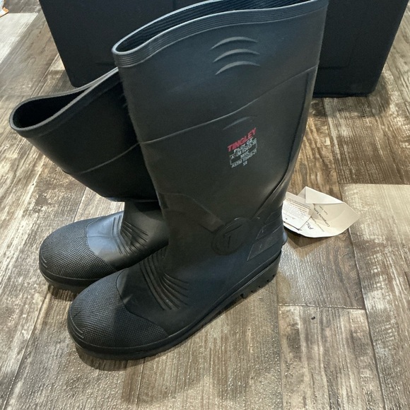 Tingley Men's Black Waterproof Boots Size 11 - Picture 2 of 7